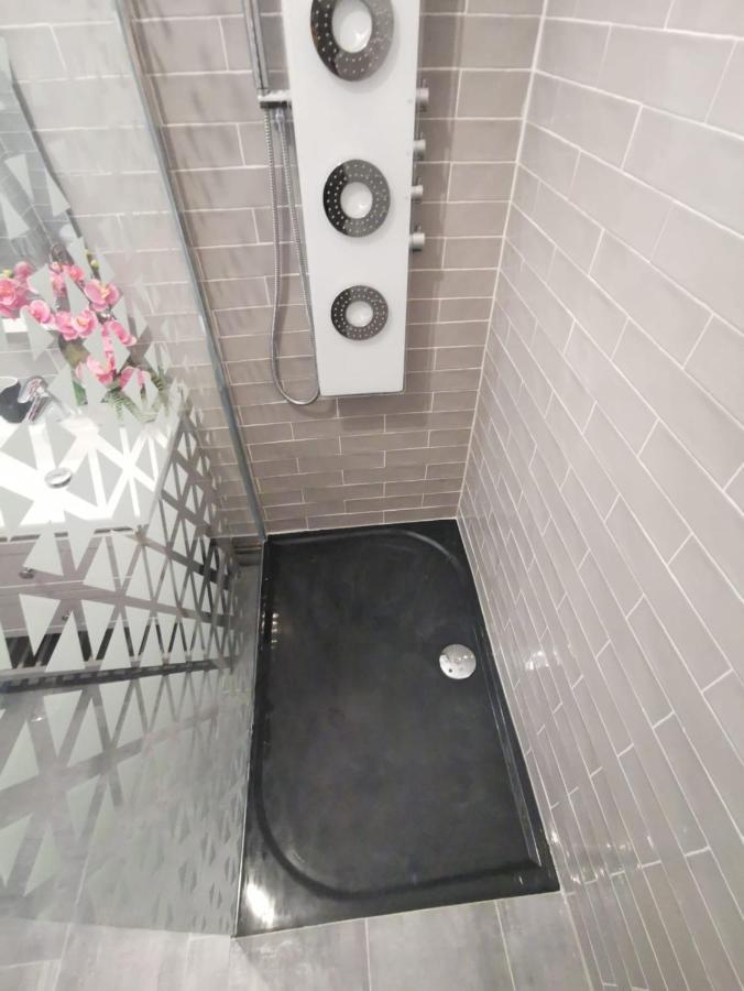 Appartement Pres De La Gare Rer C-Spacieux 4 Pieces Etampes Exterior photo